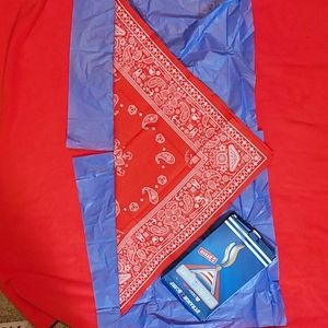 Stranger Things Steve scarf from Geek Fuel